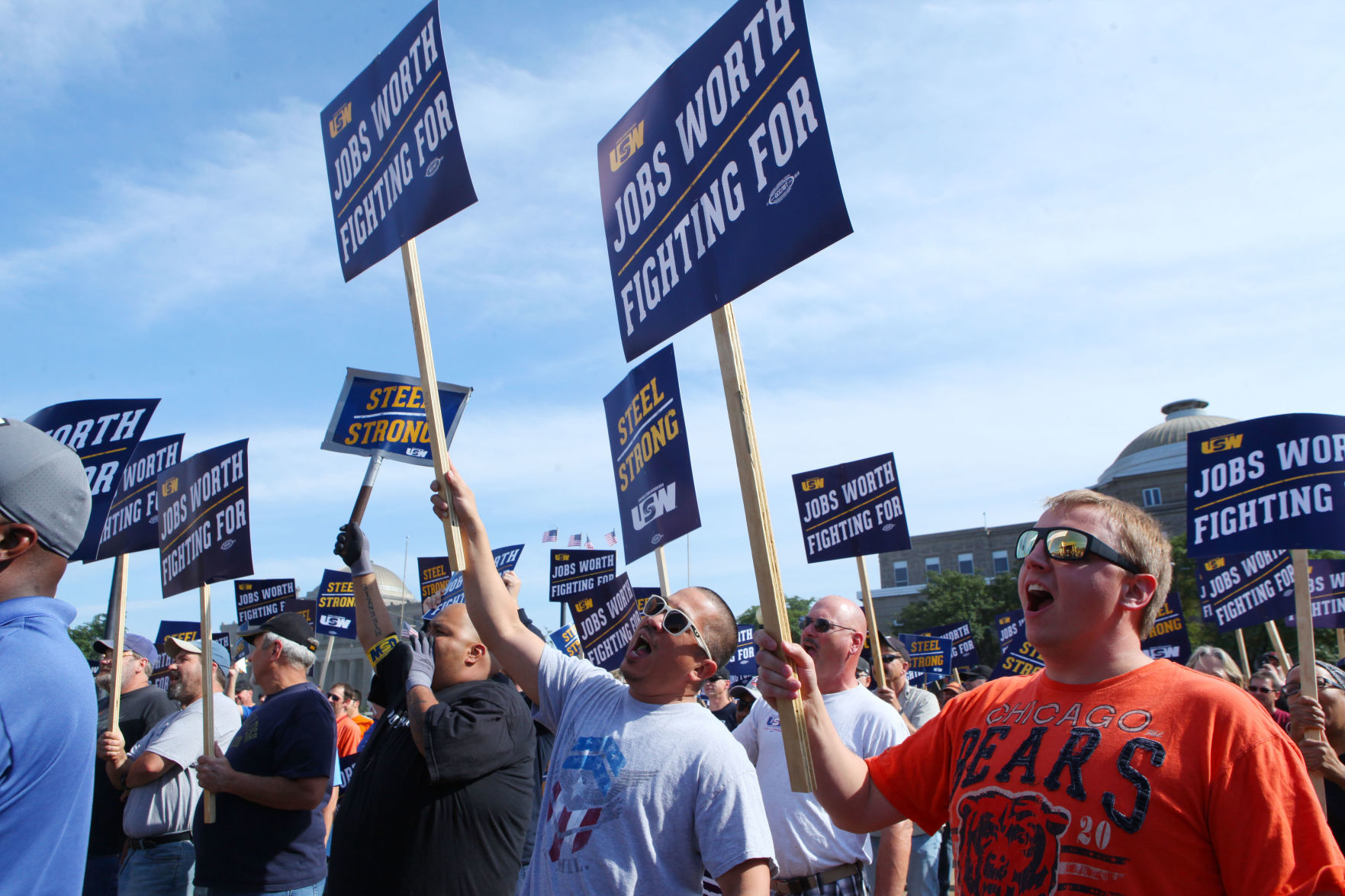 Steelworkers rally in Gary